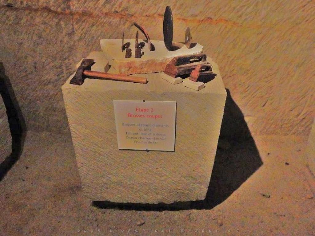149 PIERRE ET LA LUMIERE A SAUMUR 2016_000032.jpg
